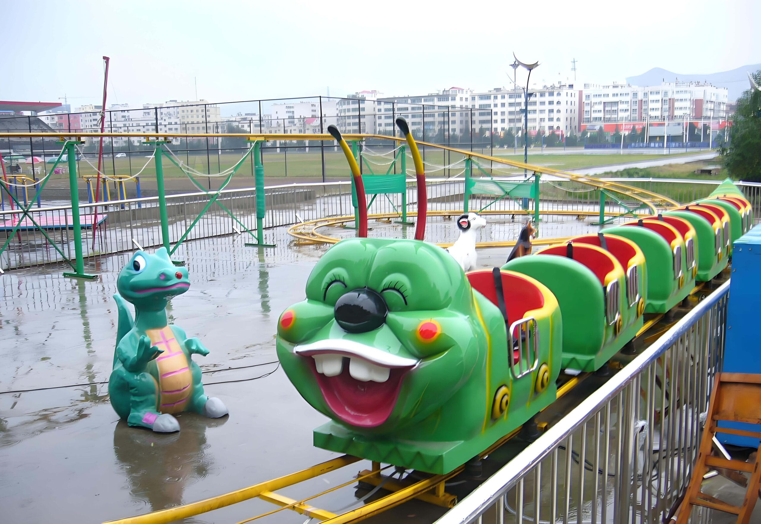 Roller Coaster thumbnail - overall view of the ride structure