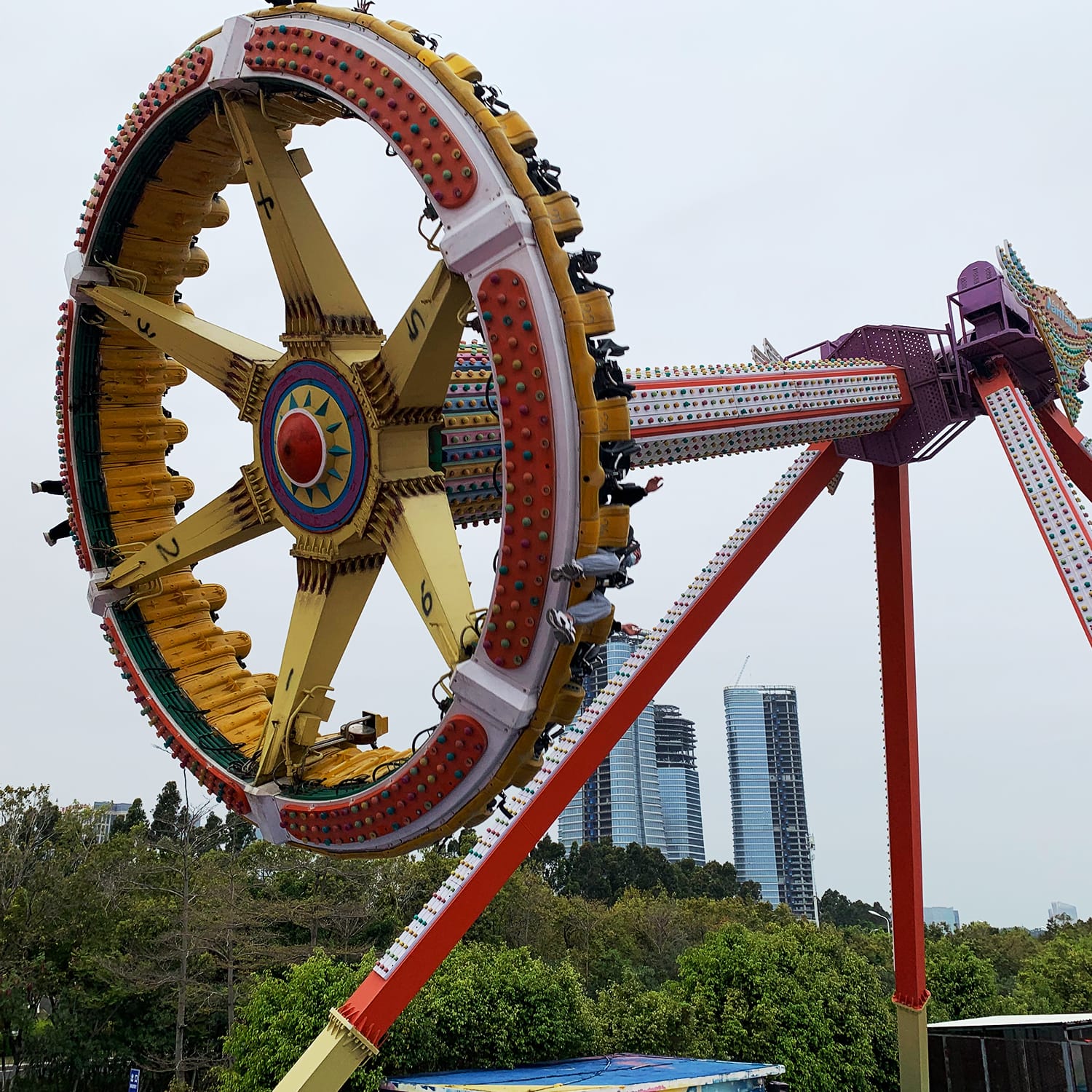 Pendulum Rides